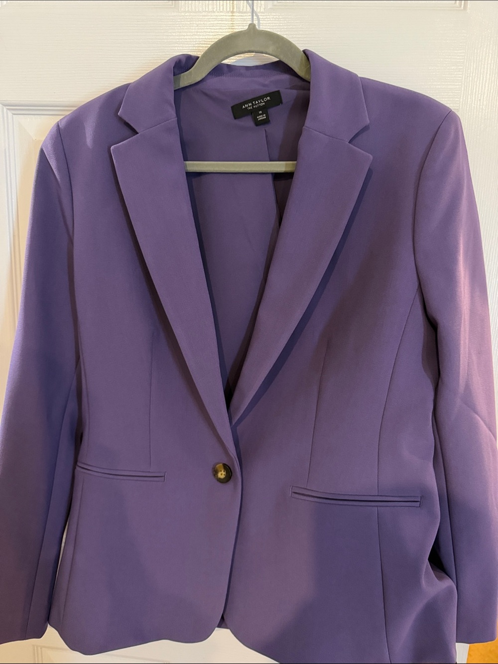 Ann Taylor Lavender Purple One-Button Notch Lapel Blazer